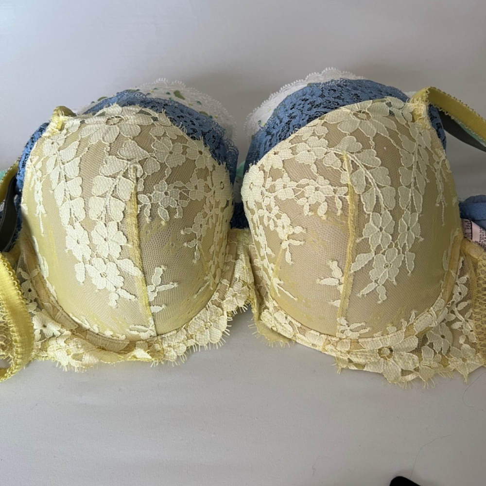Victoria’s Secret SET OF 8 Bras 32DDD - Picture 7 of 9